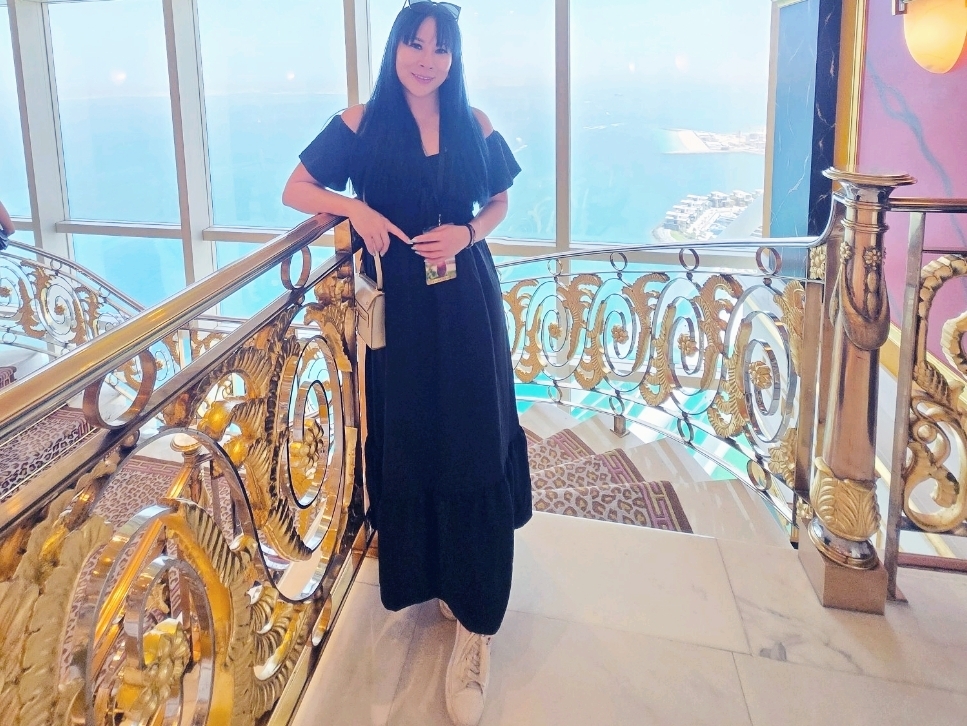 Dubai Unfiltered: 5 Days of Arabian Glitz, Dazzling Deserts & Futuristic Feels 🌟🏜️