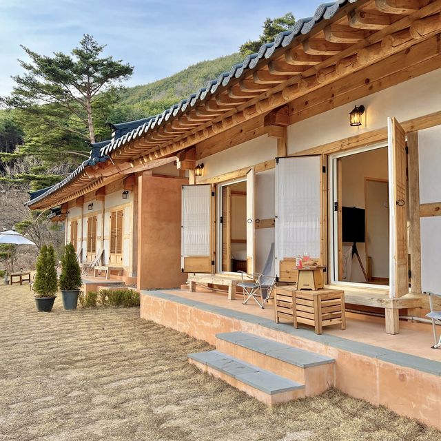 평일, 주말 모두 20만원대, 산속 찐 한옥 숙소 찾았다..💛