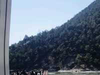 Discovering Jade Dragon Snow Mountain: The Blend of White Snow and Sky