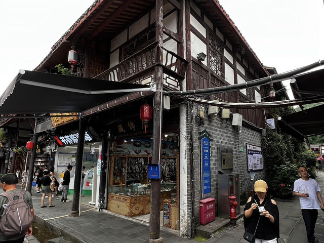Beautiful Ancient City, lot's to see and do, a small taste of old Chinese tradition & culture.