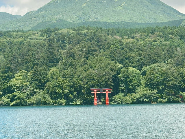 🏴‍☠️箱根海賊船體驗｜蘆之湖夢幻航行✨｜打卡富士山＋童話海盜世界⚓