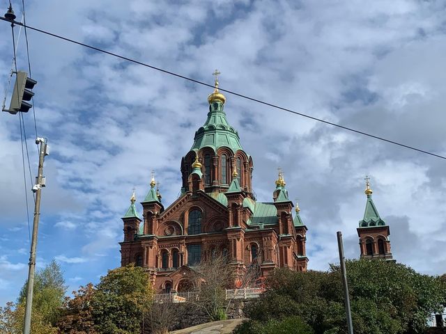芬蘭🇫🇮景點-烏斯佩斯基大教堂