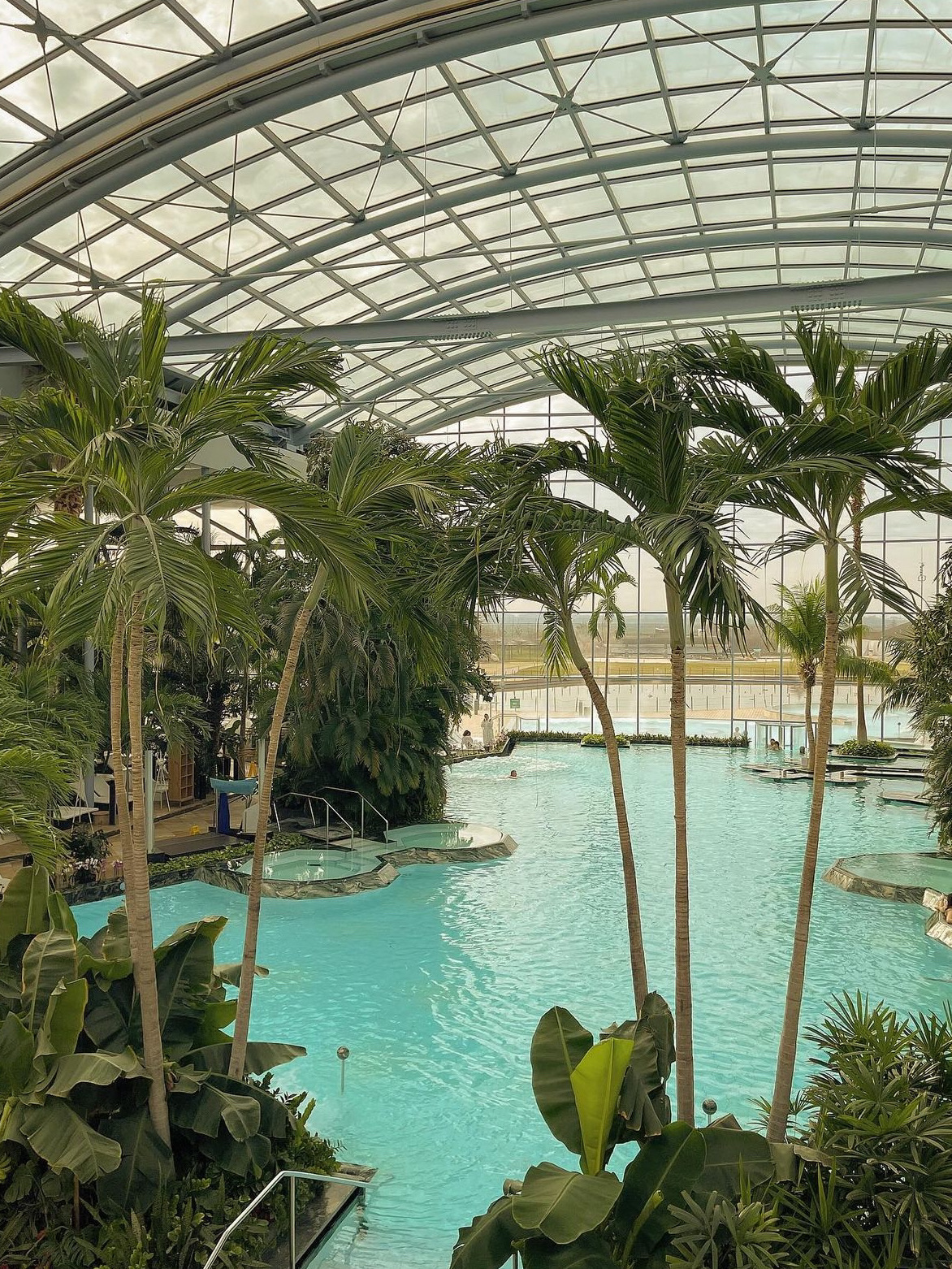 布加勒斯特溫泉水上樂園🗺️