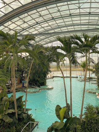 Therme Bucharest water park 🗺️