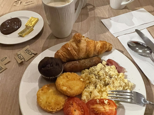 Holiday Inn Express London Heathrow T4 Recommendation