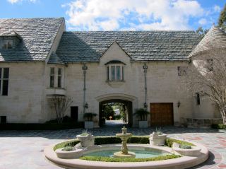 Finally your chance to see a real Beverly Hills mansion up close!