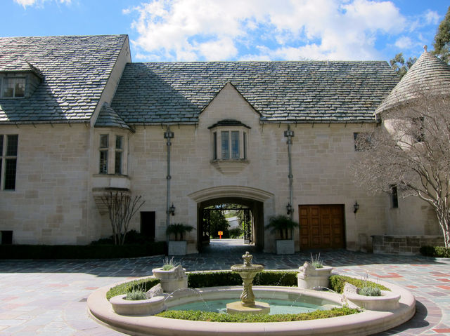 Finally your chance to see a real Beverly Hills mansion up close!