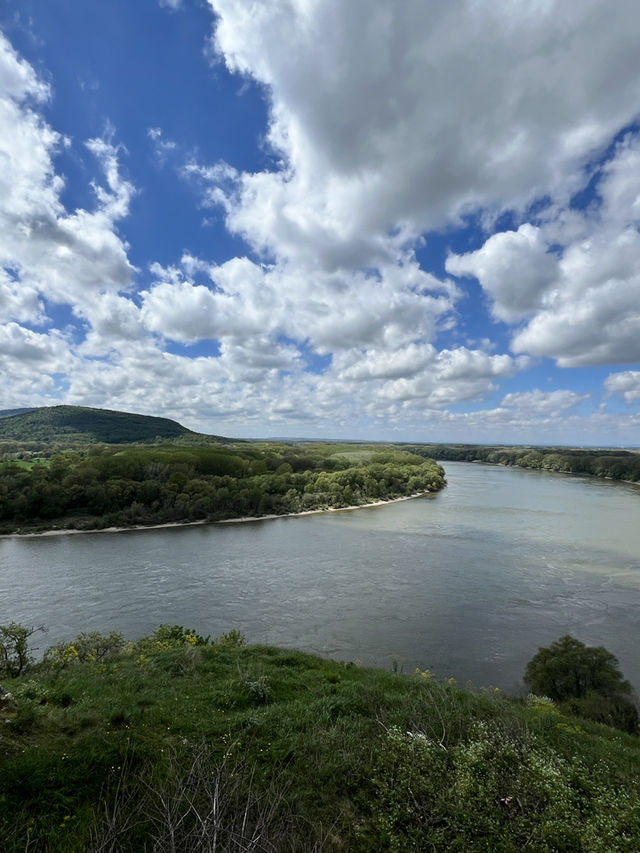 Day adventure to Devins Castle