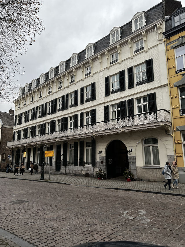 🇳🇱✨ Boschstraatkwartier – Where Industrial Soul Meets Maastricht’s Modern Heart 🏙️🧱  
