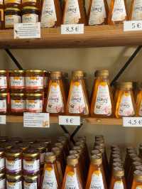 Charming shop: local bee products
