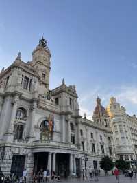 Valencia: Color, Culture & Mediterranean Style 🎨☀️🌊