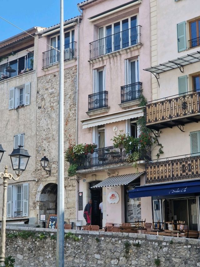 Sunny Riviera Vibes in October on the best day trip from Nice☀️🌰 Sunny Riviera Vibes in October on the best day trip from Nice☀️🌰