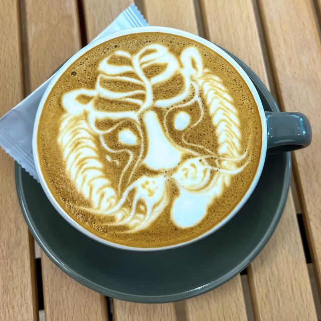 【蘇州】ラテアートチャンピオンの芸術的な技が光る人気カフェ