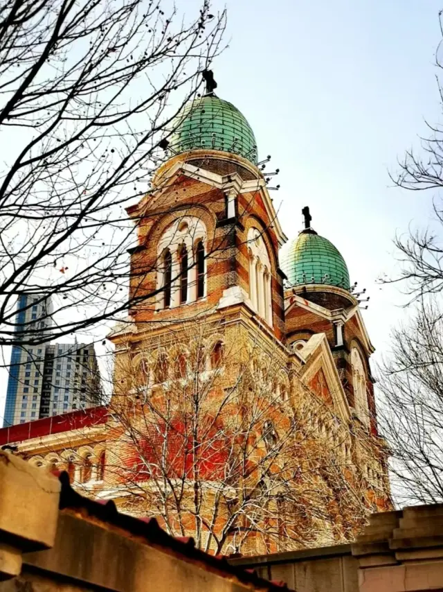 Tianjin Xikai Church | Pretend to take photos in Europe