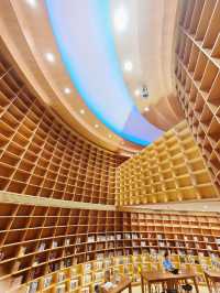 最美書店——光的空間