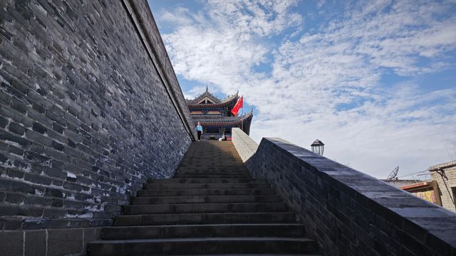 平凡的世界，不平凡的高家堡
