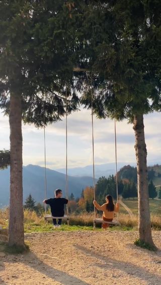Romania, My Beautiful Country: Embracing the Colors of Love and Nature 💙💛❤️