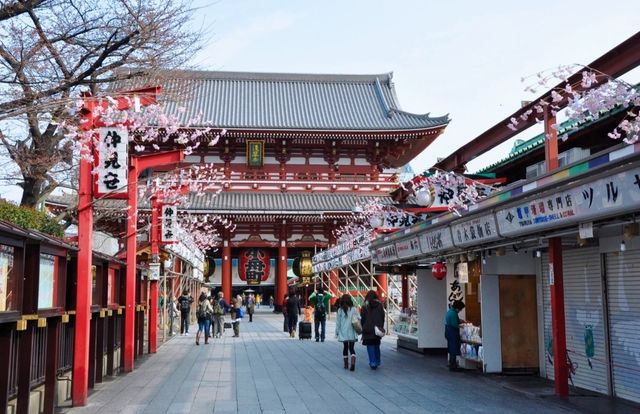 打卡東京最古老的寺廟｜淺草寺