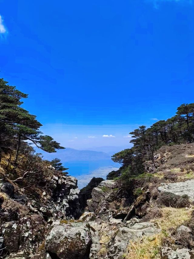 來大理登上蒼山看洱海