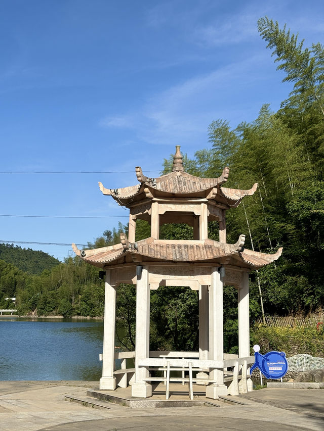安吉「高家堂村」，恬靜與狂野的「兩面派」