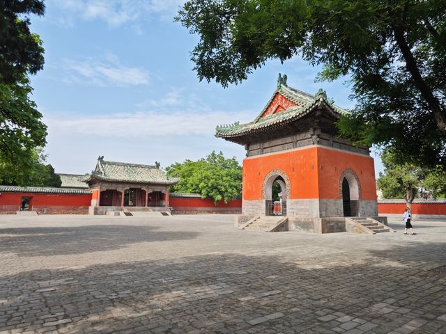 想稱袁陵被拒,只能改叫袁林 想稱袁陵被拒,只能改叫袁林
