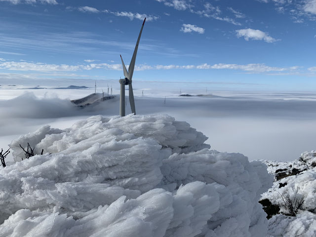 廣東也能看雪啦冰掛霧淞+雲海雪景。