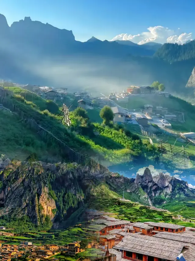 甘南秘境扎尕那，半边煙火半边仙