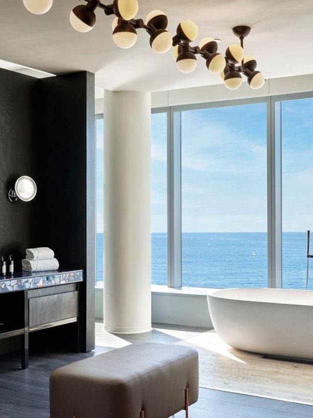 🌟✈️ Barcelona's Best: W Hotel's Luxe Experience 🏖️🍽️