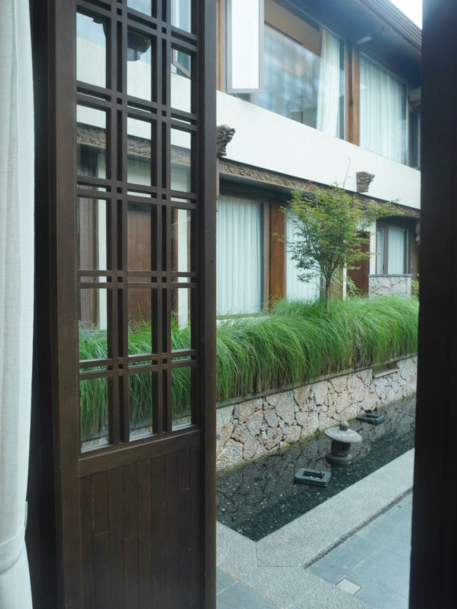 墨山全景私湯 Villa，享受麗江古城古色古香～