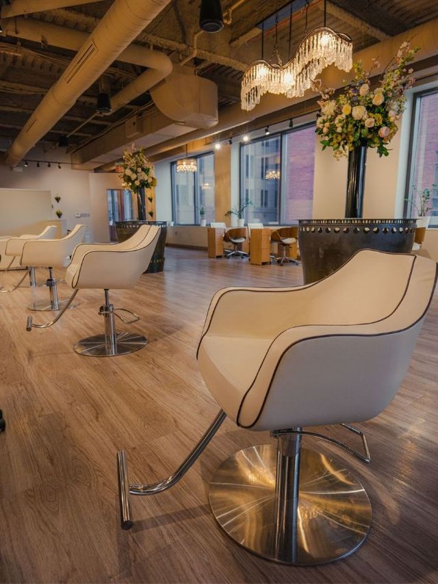🌟 Cleveland's Hidden Gem: Marriott Downtown Delights 🏨✨