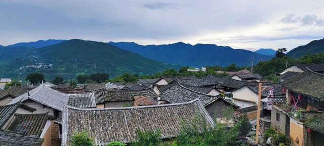 探索雲南的隱秘瑰寶——魯史古鎮