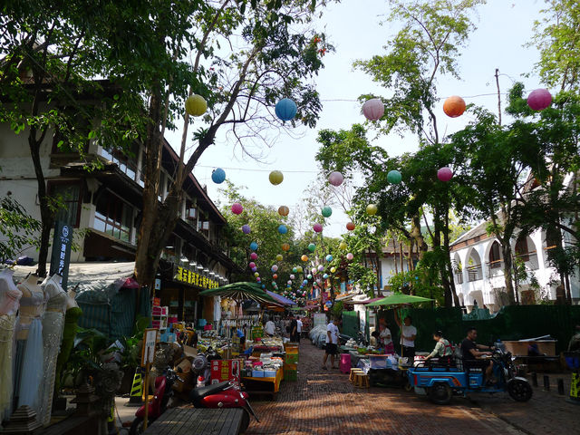 西雙版納·景洪——中國最著名的旅遊勝地。