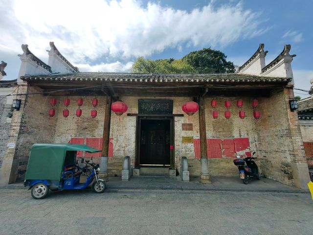 廣西富川深坡村蔣氏宗祠。