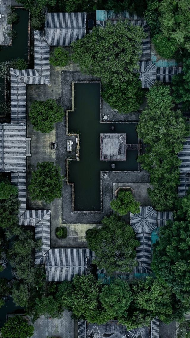 東莞嶺南園林道滘鎮粵暉園。