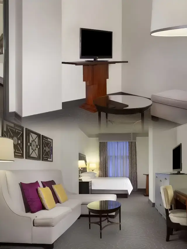 [The Heartbeat of Chicago, a Silversmith's Dream Journey] 