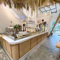 Goregous cafe