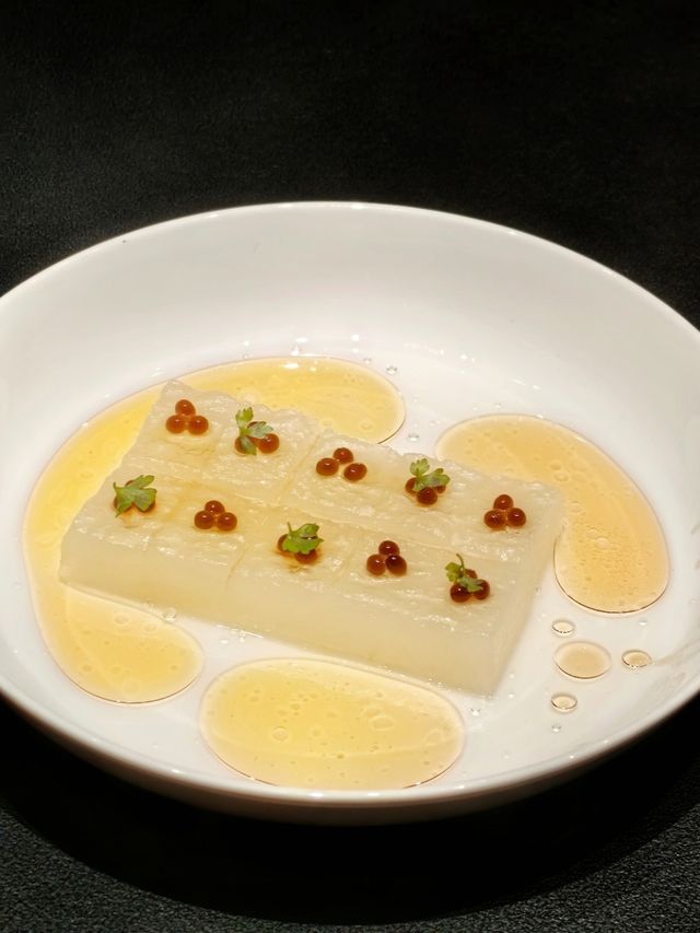 滬上甬韻，食韻臻境。