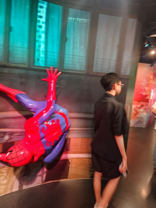 香港太平山杜莎夫人蠟像館