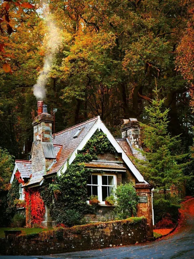 9-Day UK Autumn Tour: A Scenic Adventure Awaits!