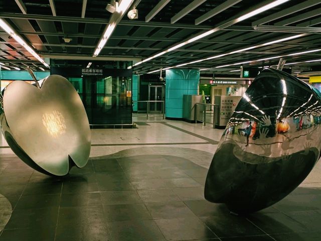 Hong Kong Bustling World: Complete Guide for Wonderlust Visitors