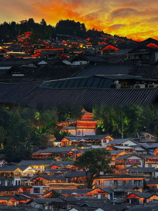 麗江古城：玉龍雪山：香格里拉！
