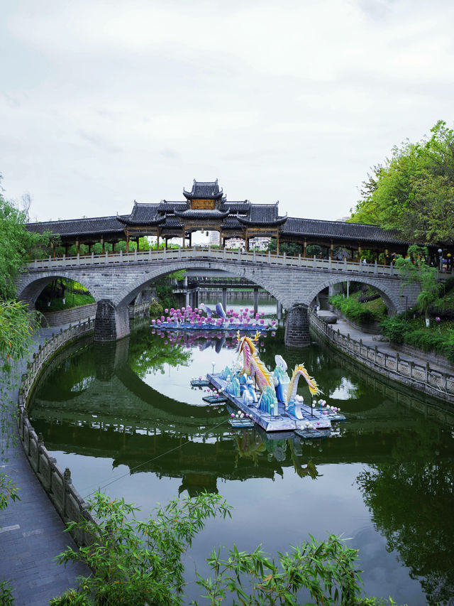 榮昌，這座空氣裡飄著滷香的小城憑什麼火
