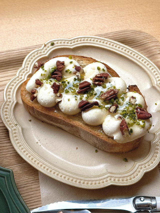 🇯🇵麻布十番探店｜被這份蜂蜜 ricotta 吐司美哭💛CHIHYE
