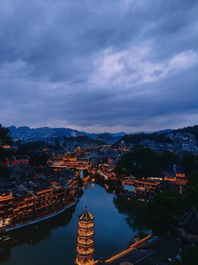 暑假必睇｜嚟鳳凰古城，清涼一夏。