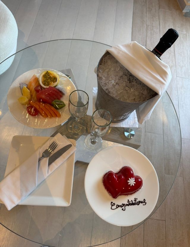Magical Week at Lux: A Honeymoon to Remember