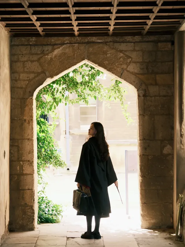 好想幻影移形回到陽光明媚的霍格華茲🪄