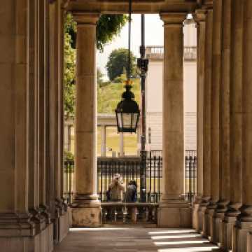 ๐ฌ๐ง๋ฐ๋ 2023, ํด๋์๊ณผ ๋ชจ๋์ ์๊ฐ์ ๊ฑท๋ค ๐๏ธ