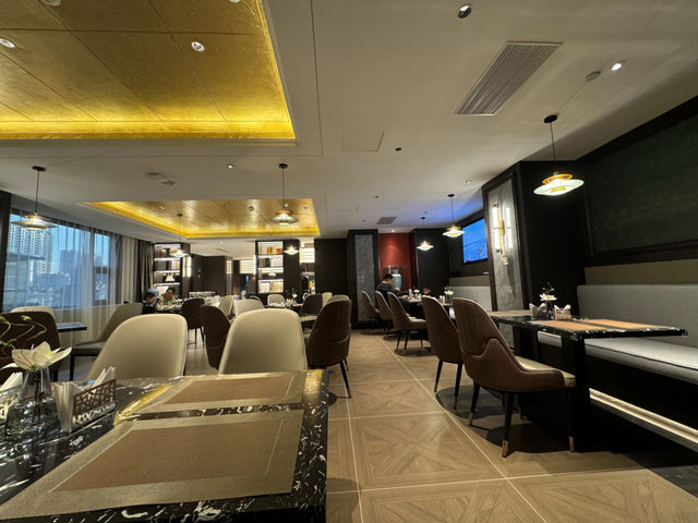 Vic Multi-Cloud Enjoy Hotel: 스마트와 고급의 완벽한 조화 