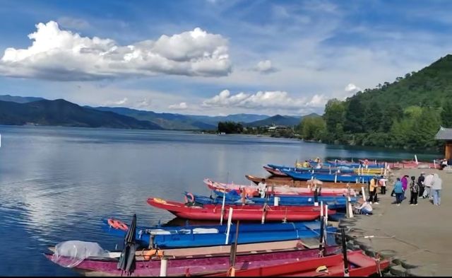 瀘沽湖秋日治癒秘境