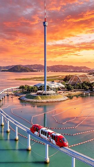 A new choice for family outings in Lingshui: The seaside train park is a total winner